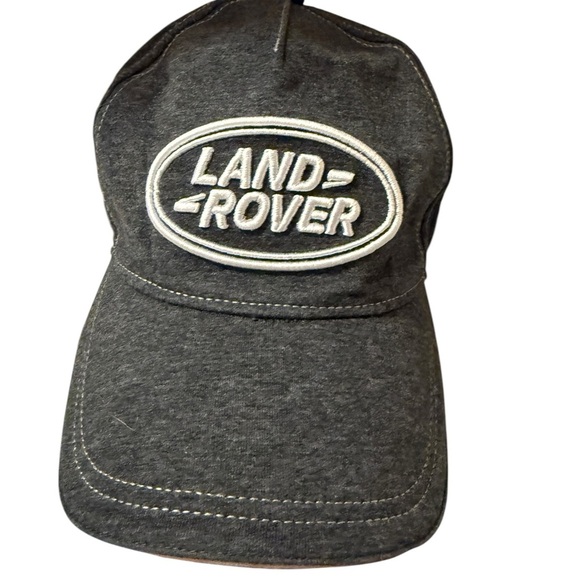Land Rover Black Cap - Picture 2 of 10